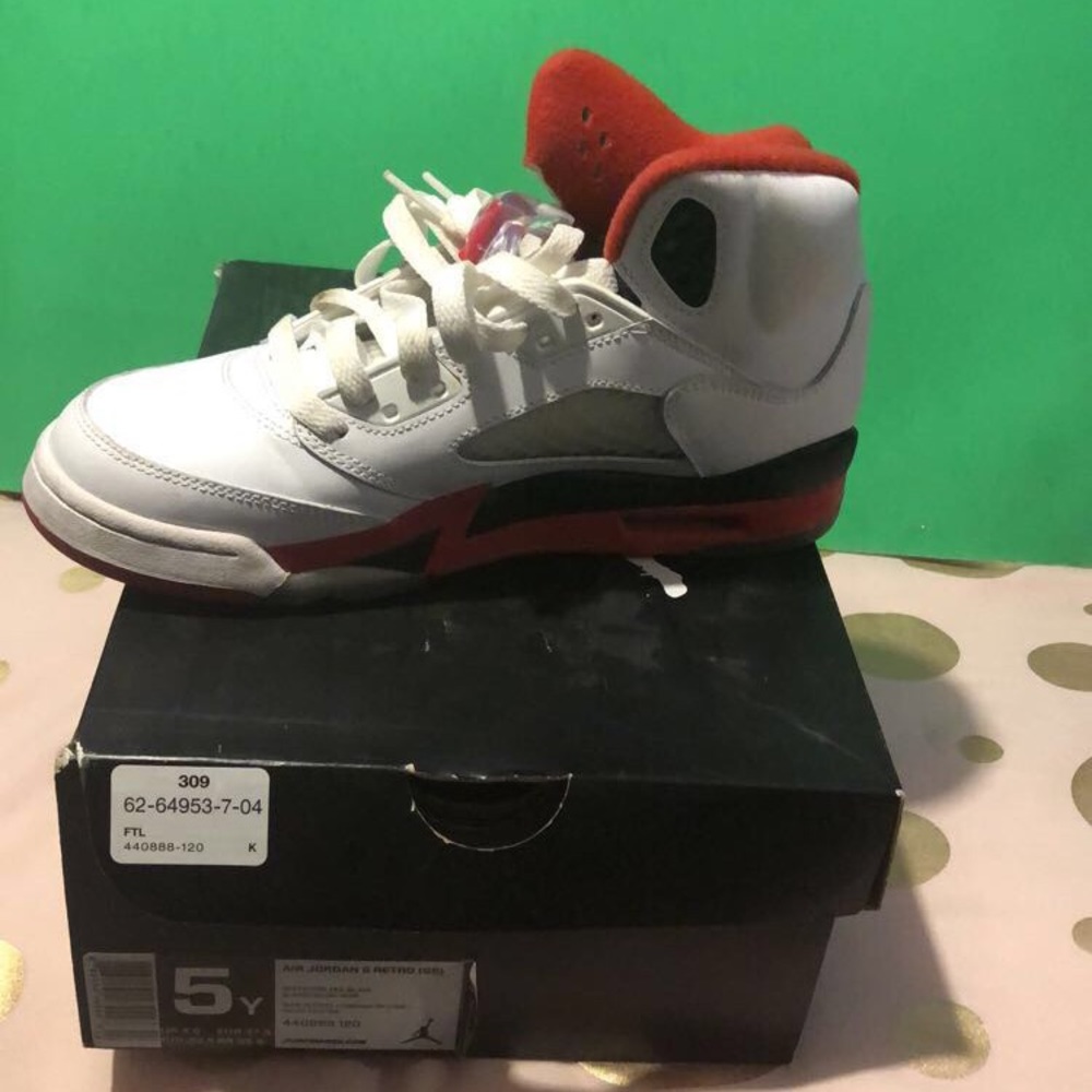 Air Jordan's retro 5